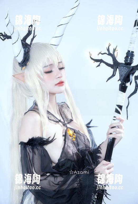 Albedo？不，这其实是Azami用颜料画出的晨间咖啡！