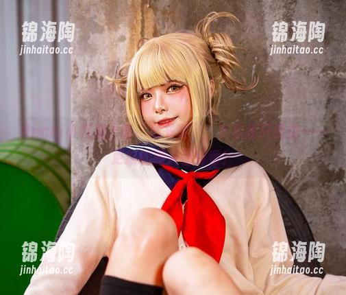 Hachi小芭换上新“秘书装”，其实我只想说……更新的图片都好香！