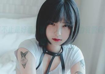 这红裙可不止是好看，Hizzy(히지)的资源确实值得慢慢品味！