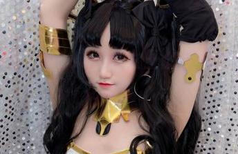 高清暴击，KuukoW女王的壁纸能让人眼花撩乱。