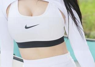 MyGirl美媛馆 - 谁在泳池边等救生员？是luna张静燕全套图包中的超级明星！