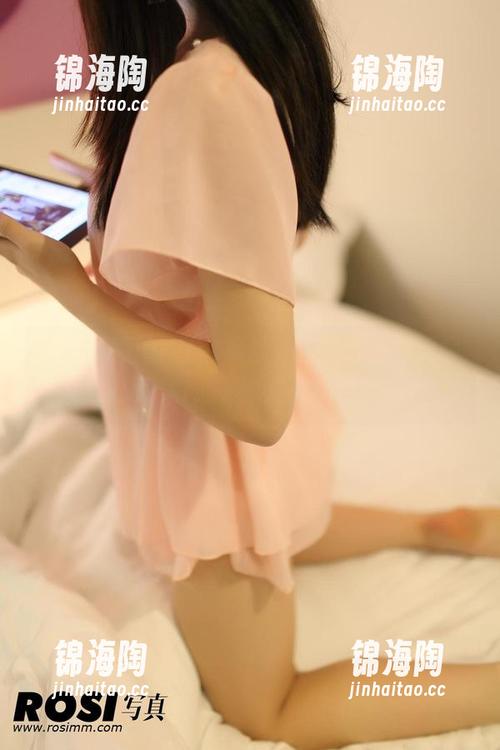 颦眉妩媚的ROSI旗袍，作品集一览无余，朋友们，下载前先咽口水。