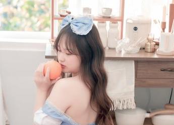 Sia(시아)的长腿图集：光影中，她就是传奇。