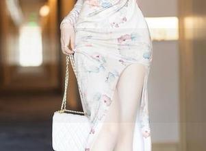 XIAOYU语画界 - 发现王馨瑶yanni的海边美图，不知不觉我竟在脑海里游起泳来了。