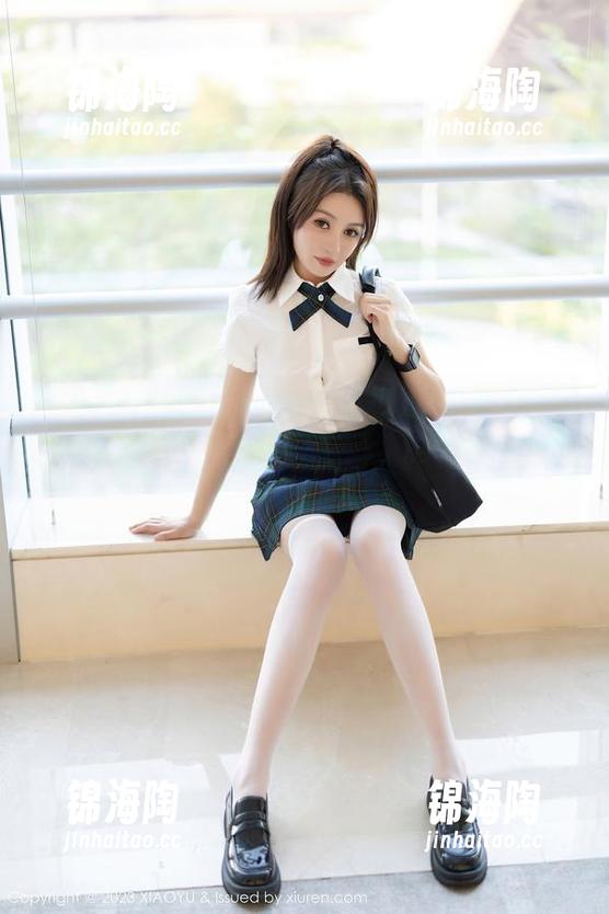 XIAOYU语画界-黄乐然 XIAOYU语画界 - 黄乐然的豹纹图包:一场猫科动物的时尚狂欢,期待你的一声‘哇’!