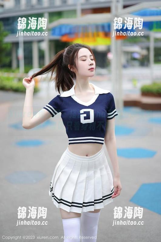 Xiuren秀人网 - 搭配Mina米娜的泳装套图：谁说只看身材不看眼神