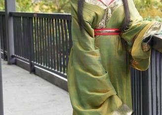 Xiuren秀人网 - 想看看Zoe柚柚的花嫁写真？来吧，免费穿越少女心满满的时光～