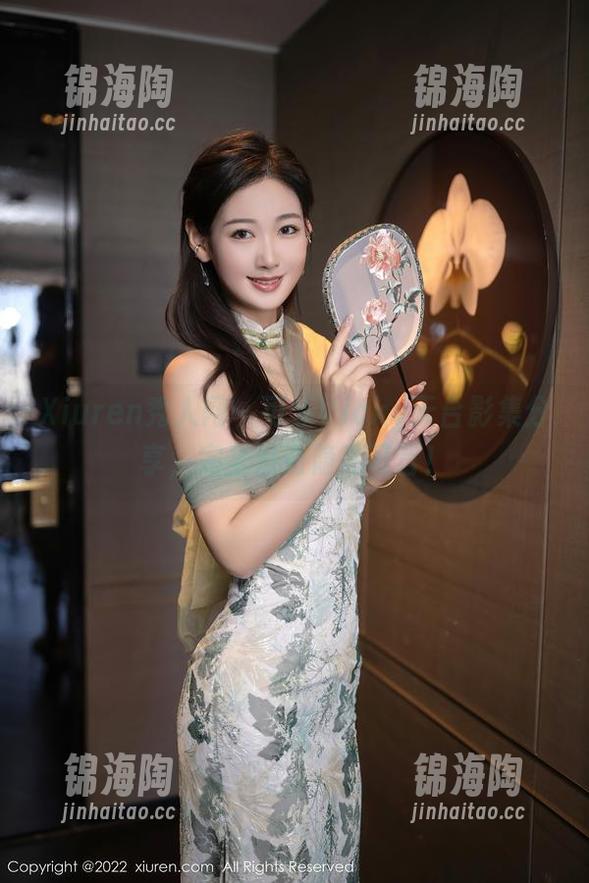 Xiuren秀人网-可乐Vicky Xiuren秀人网 - 可乐Vicky天台影集分享,完全没有隐私可言!