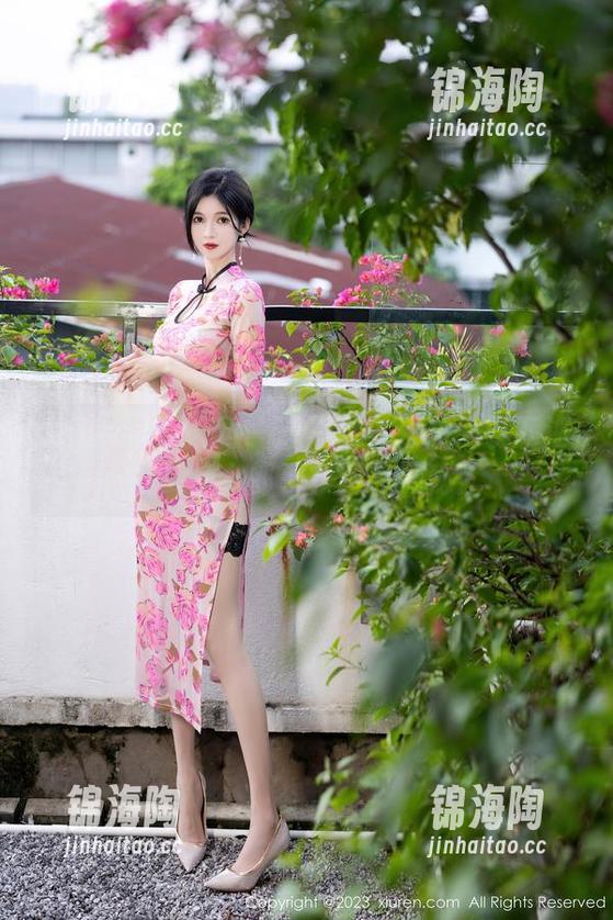 Xiuren秀人网-米粒子 Xiuren秀人网 - 想不到!米粒子以下海就成兔女郎了?图包揭秘!
