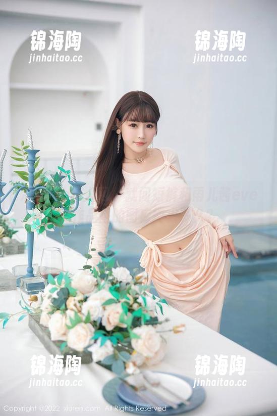 Xiuren秀人网-雨儿酱eve Xiuren秀人网 - 就问短裤和雨儿酱eve,作品里的图库能火多久?