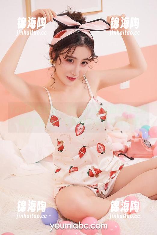 YouMi尤蜜荟-Domen瑶瑶 YouMi尤蜜荟 - Domen瑶瑶的粉色写真,资源里的每一张都像在偷偷对我眨眼。