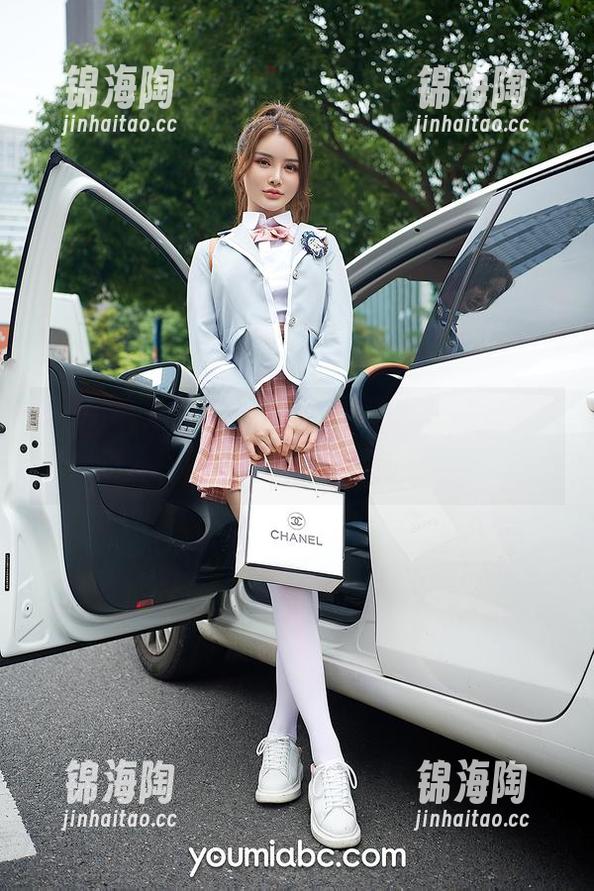 YouMi尤蜜荟 - 白亦Ada的小女仆，谁说只适合圈养在家，全套下载送你好康！