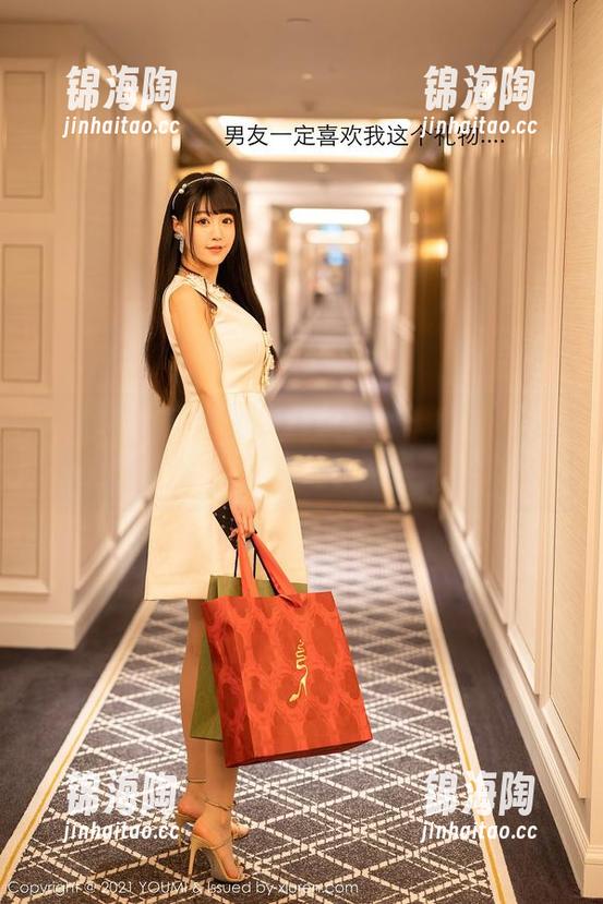 YouMi尤蜜荟 - 线上福利：菲儿beauty白裙原图，确定不想点开看一看吗？