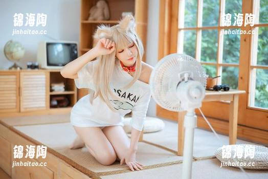 coser衣衣的修女图库精选，真不想反思我的人生。