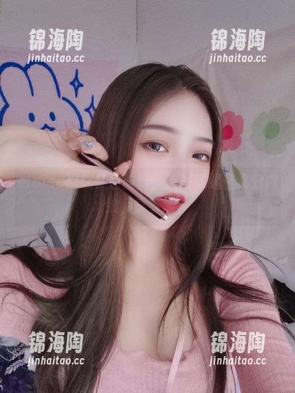 eloise软软紫色韵味，原图竟透着几分内敛，真有趣！