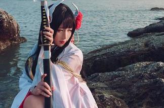 看！九曲Jean的职业装拍得满分，在线等着原图补完我的知识盲区！