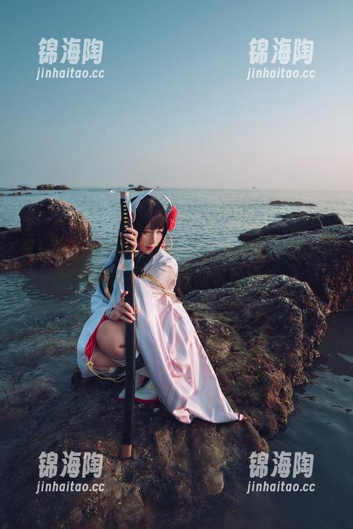 看！九曲Jean的职业装拍得满分，在线等着原图补完我的知识盲区！