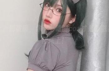 灰色护士？别被骗，你十七鸽的cos才是罪魁祸首，原图送上！
