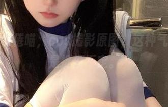 汉服下的倦倦喵，cos撮影原图，这种气质，还真是捉摸不定。