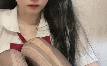 倦倦喵护士写真，下载战斗力满格！