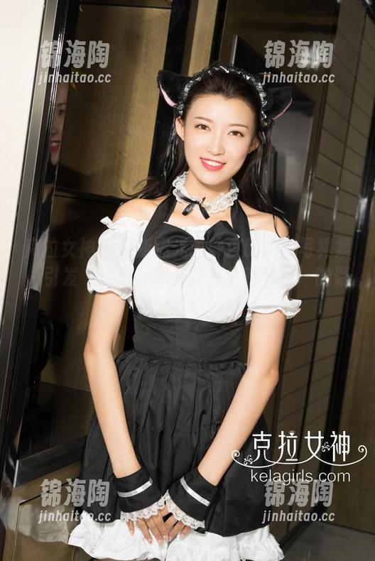克拉女神-钟淇 克拉女神 - 最新曝光:钟淇的豹纹写真集,引发‘这是在哪个野外生存节目’的疑惑!