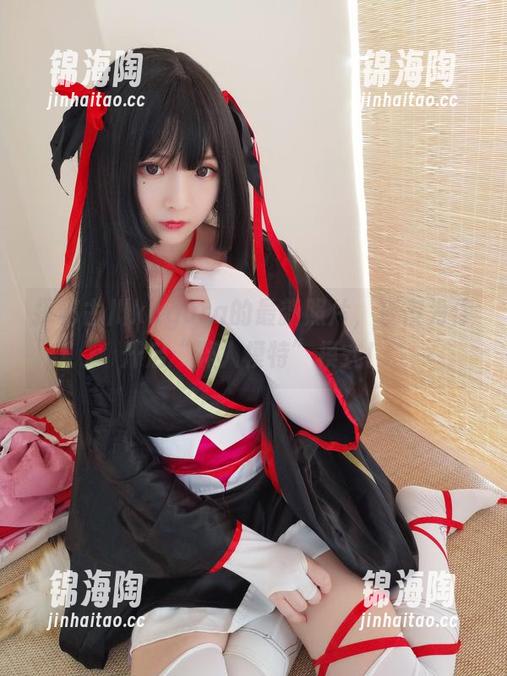 探秘古川kagura的最新照片，夜夜为你开启“醉人模特”模式！