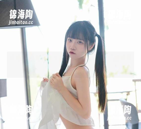 可可小白兔最新作品集：一起跟兔兔“翻滚吧，游泳池”！