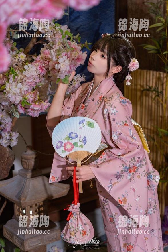 咬人小小兔全集：那只粉色兔子的叛逆人生，原图完整呈现！