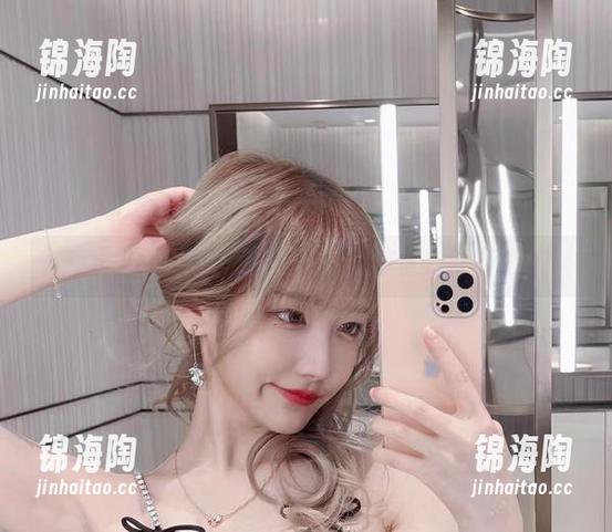 啾小妍图集：原来温柔也能被皮皮虾咬吧！
