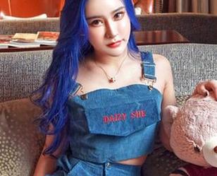 嗲囡囡 - 这组SiByl李思宁长腿写真，分享给所有喜欢美腿的人，绝对让你停下滑动。