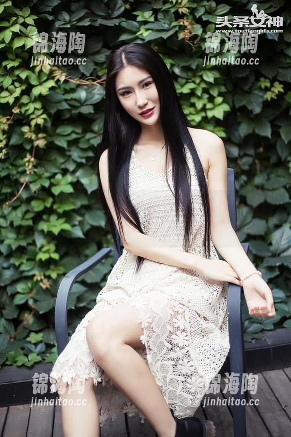 头条女神 - 乔安的私房作品，给校园加点鲜活的，终于看见一些不一样的东西了。
