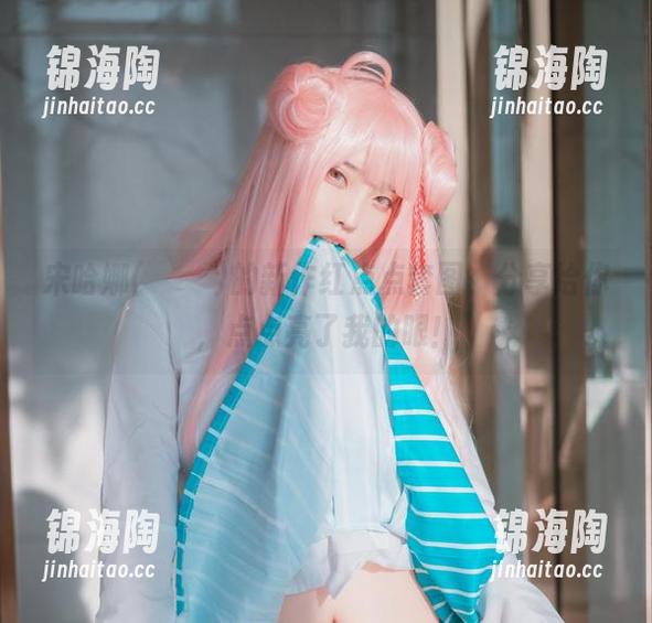 宋哈娜(송하나)的新作红点点套图，分享给你，点点亮了我的眼！
