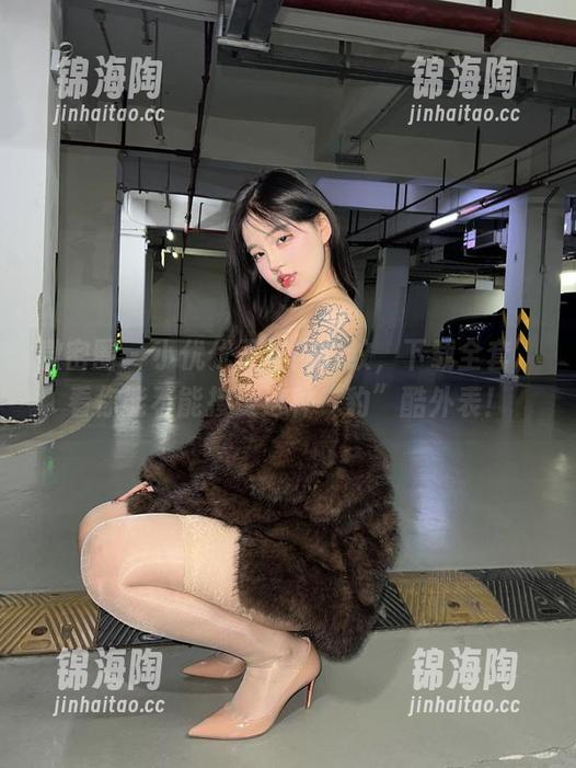 小优优子 微密圈 - 小优优子车内豹纹,下载全套,看你能不能接受这种“豹”酷外表!