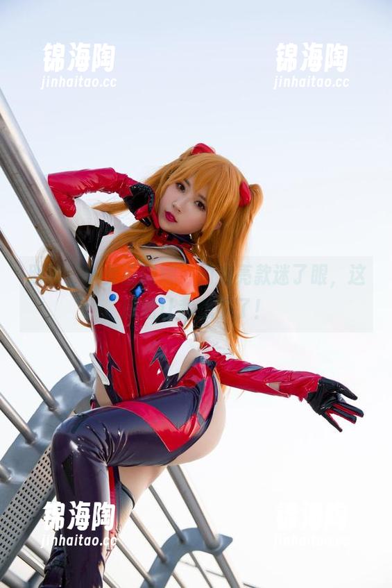 别被‘小女巫露娜’的油亮款迷了眼，这原图让我想多了！