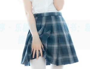 少女秩序 - 乐栀的私拍教科书：制服到底能不能撩到人？