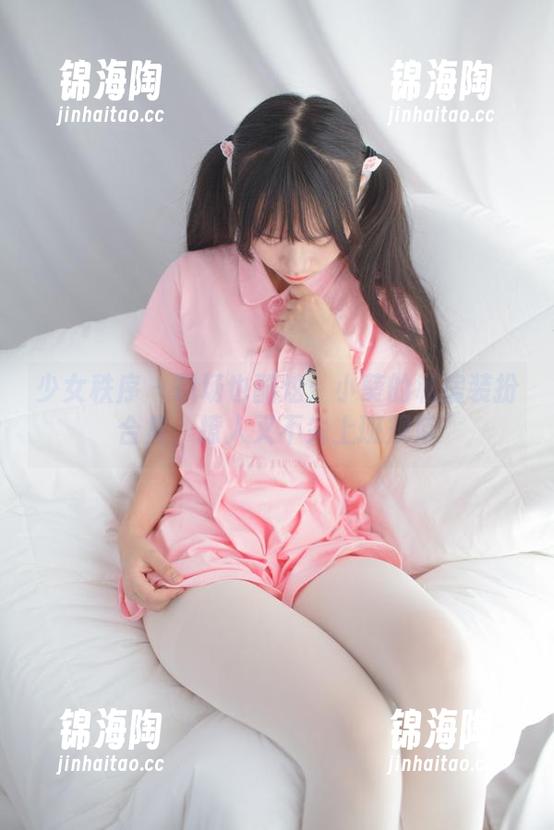 少女秩序 - 职场也酷炫：小葵的私房装扮合集，撩人又不失上班规范