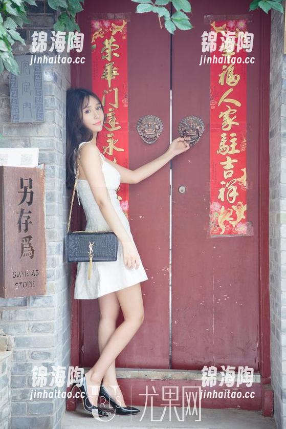 尤果网 - Wendy最新图集，你会认为黑丝是她的另一种皮肤吗？