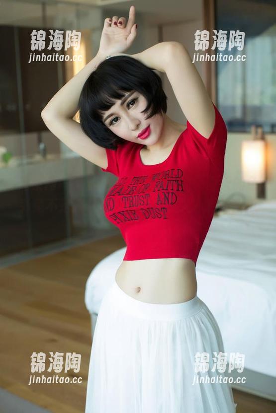 尤果网 - 高清镜头下的王语纯，夏天的色彩是不是该让我拔掉那刚放入冰箱的西瓜呀。