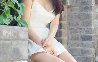 尤果网 - 春分精选套图，绮里嘉竟然把季节的气氛都照进了画里。