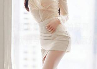 尤蜜荟 - 一组尤妮丝Egg的写真，照片中美足的优雅与迷人真叫人意外。