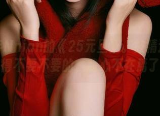 看年年Nnian的《25元旦》。被精选作品迷得不要不要的，我心不在焉了。