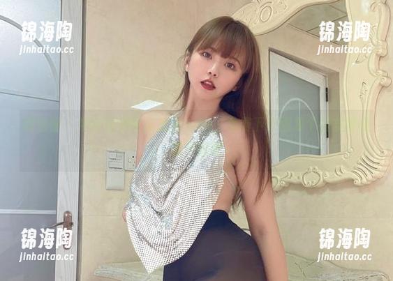 张思允nice 微密圈 - 牛仔短裤配张思允nice,免费下个图发个朋友圈应该不错吧
