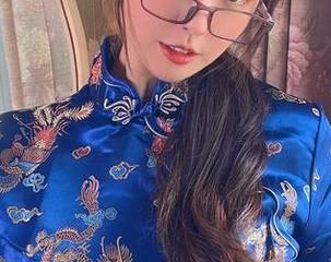 微密圈 - 资源共享，张思允nice在礼服里仿佛即将参加什么重要的会议……