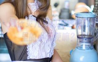 推女神 - 娜依灵儿目前的泳衣原图，泳池里的小天使嘛？