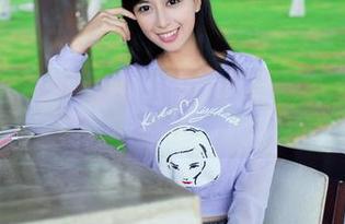 推女郎 - Yu佳妮黑丝写真：好想和她一起穿黑丝去参加腿部的派对！