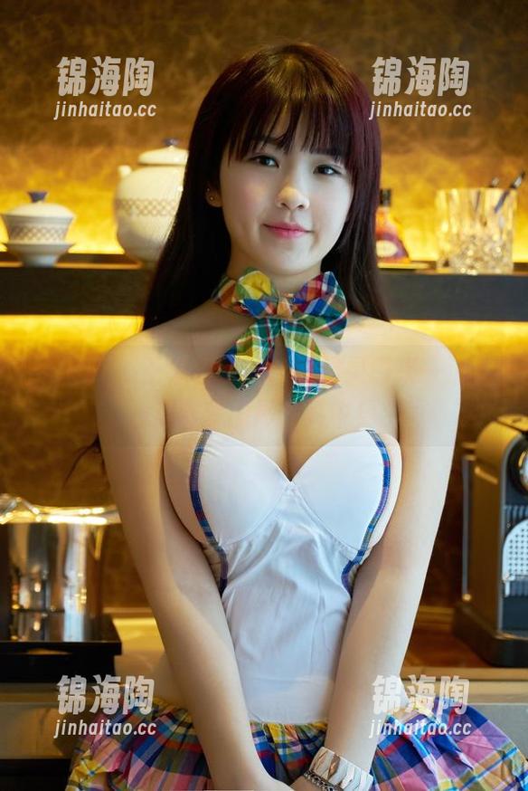 推女郎 - 王馨瑶白衬衫搭配灵感来一波，免费套图尽在其中！