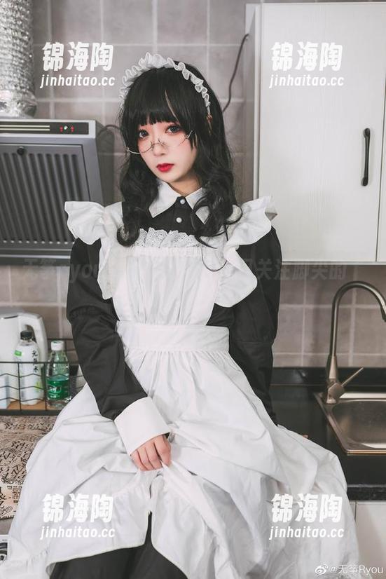无筝ryou的美脚写真，我只关注脚尖的“炫耀”