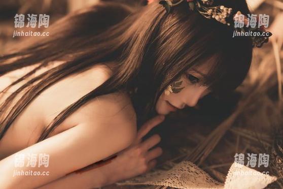 为啥星野咪兔的高跟鞋穿在她脚上就那么不一样？美图和图包来给答案。