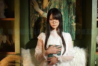 难得一见，晓美妈的双马尾cos…这厢也是诱惑无比，哈哈！
