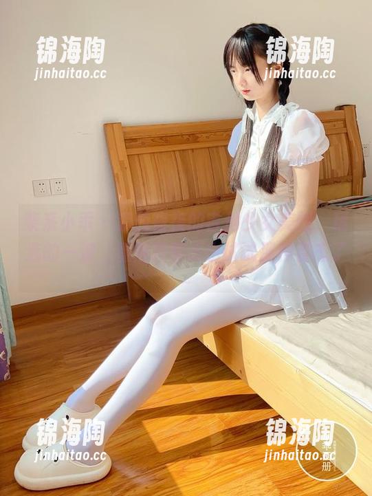 柴系小乖-赤西夜夜 柴系小乖 - 赤西夜夜的吉他少女美图,精选的一波,看得我都想也试试那种姿态了~